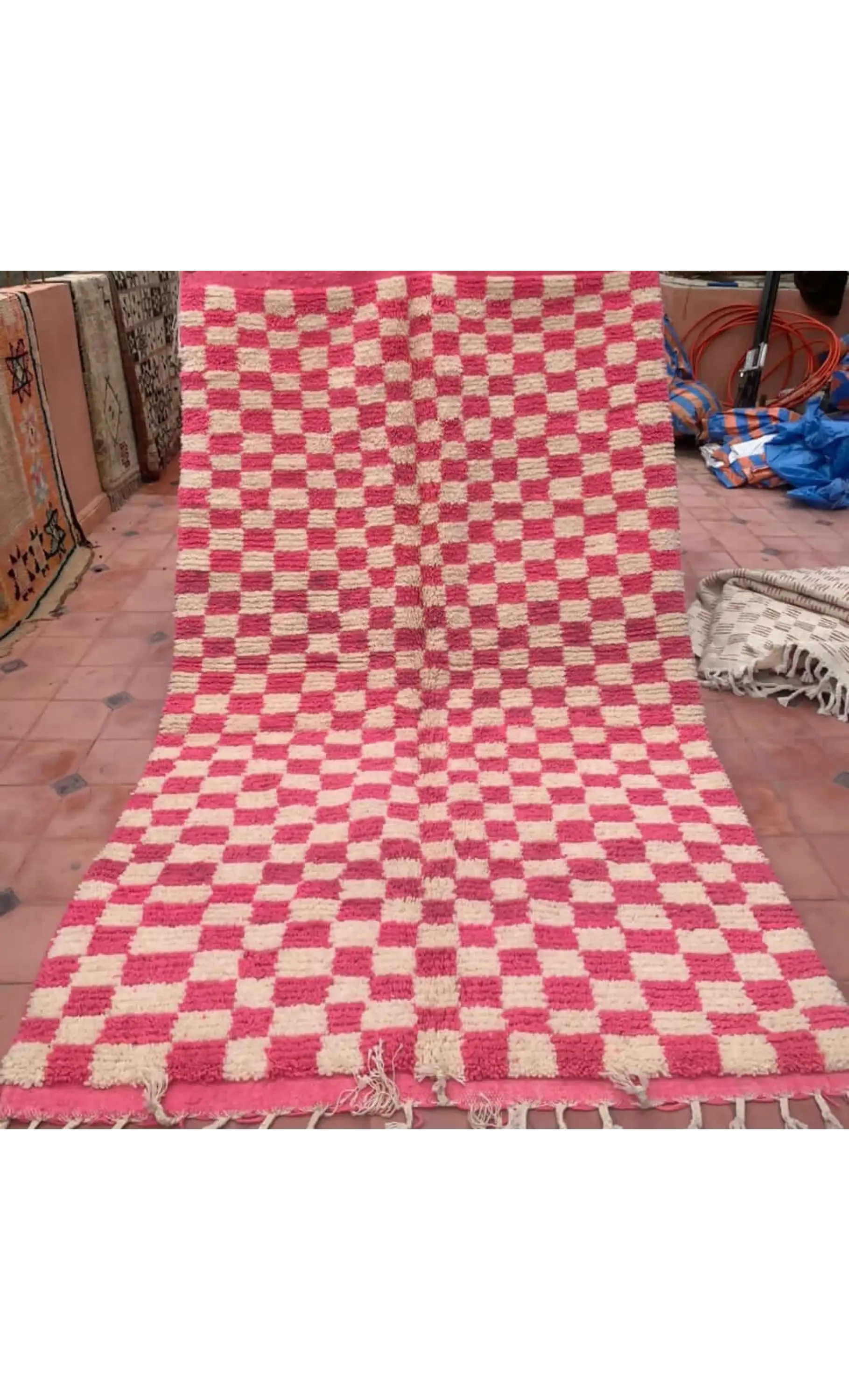 Bold Moroccan Rug in Pink and White - Handwoven Boujaad Rug - 279x188cm - 279X188cm - Rugs