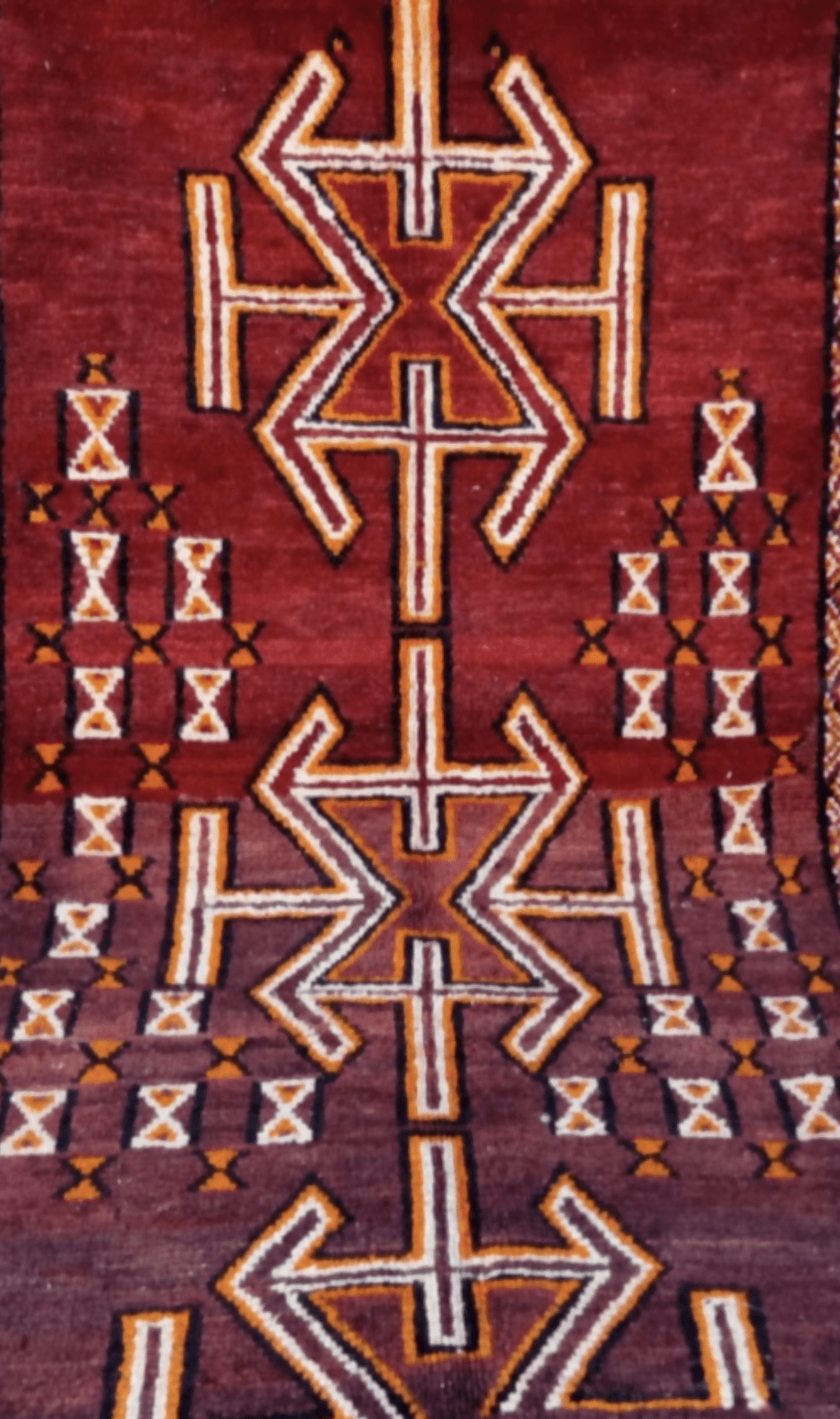 Handmade Moroccan Berber Rug - 9'8" x 4'5" - Red & Orange - Wool - Unique Tribal Design